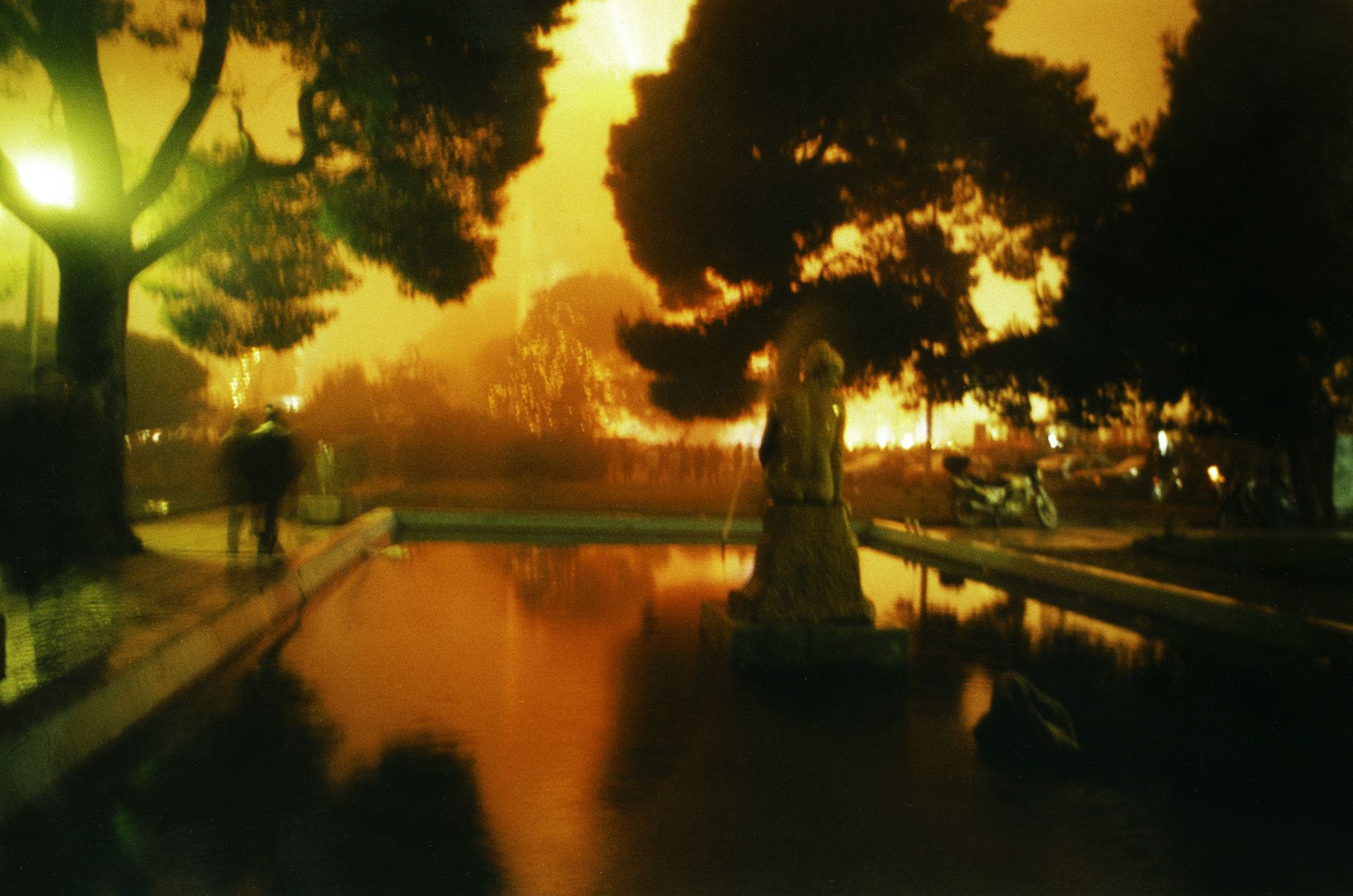Χρύσα Νικολέρη, UL (Urban Landscape), 2000, φωτογραφία επικολλημένη σε αλουμίνιο, 89x119 εκ. 